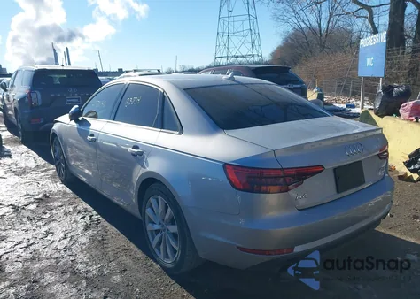2017 Audi A4 2.0T Ultra Premium z USA, uszkodzony, nr VIN WAUGMAF43HA149802